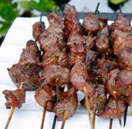 Resep marinade kebab shish domba (kefir, cuka, kiwi, yogurt, dll) dengan video